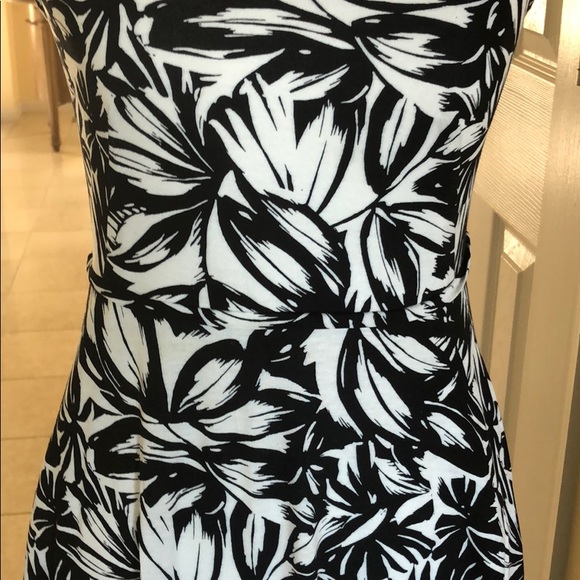 Loft (factory) Dress - Picture 5 of 7